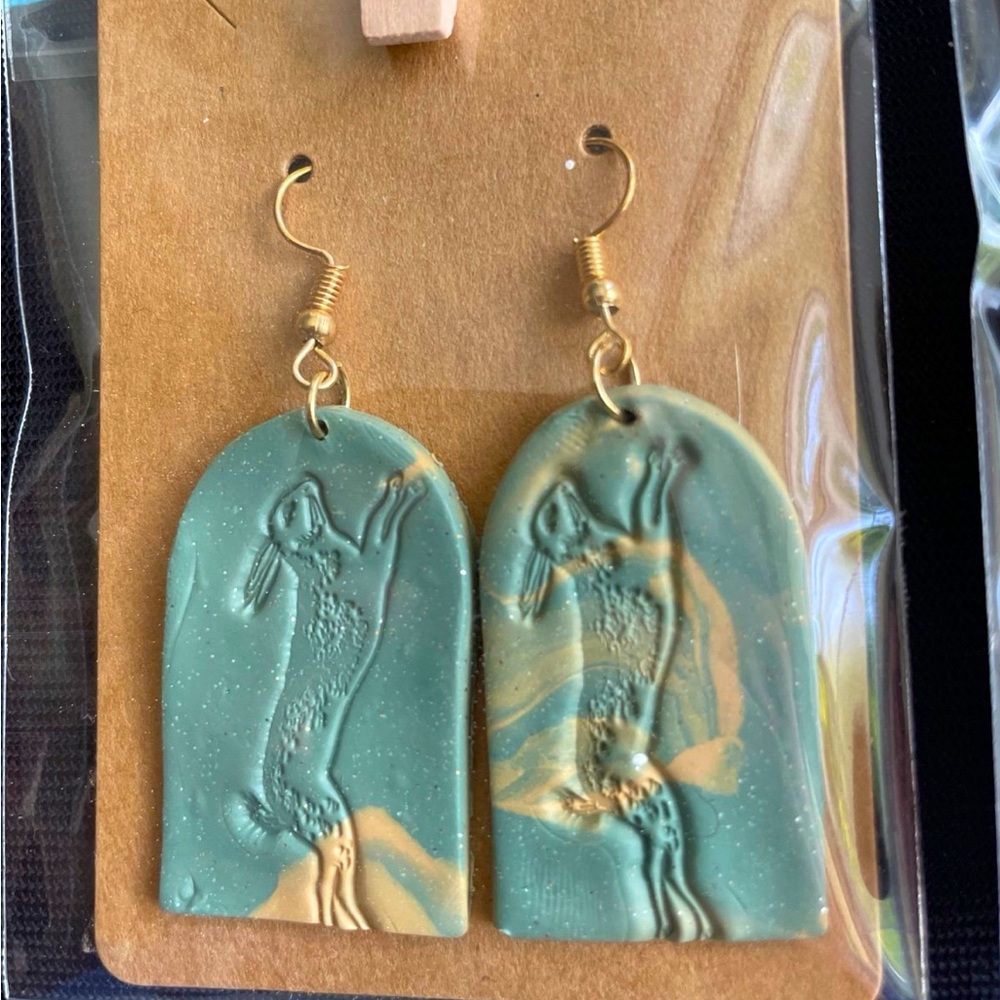 Marble rabbit earrings